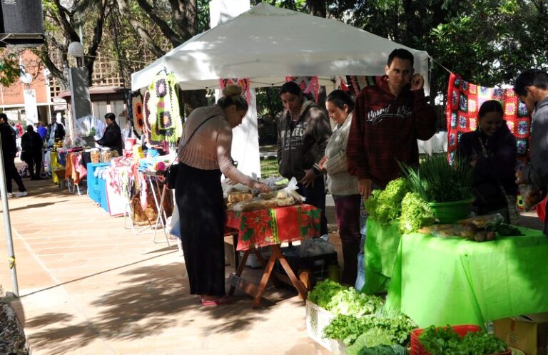 Mais um Feirão da Praça é organizado