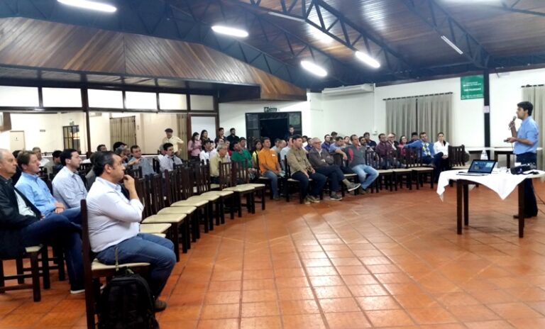 Sindicato Rural realiza palestra sobre Carrapatos