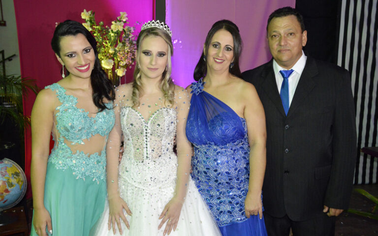 15 anos Rafaela Farias