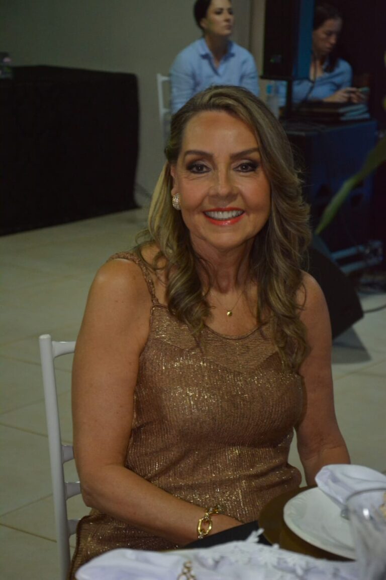 Cristina Elkfury