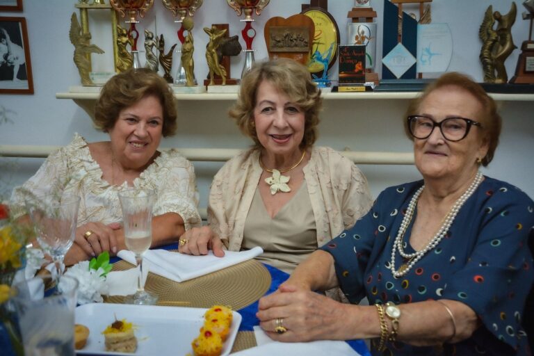 Marisa Hoff, Leni Cortez e Celita Baisch