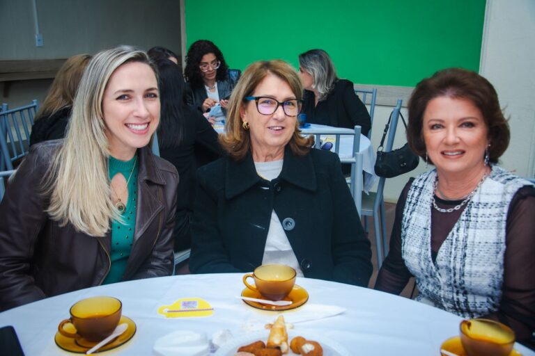 Francine Portella, Leila Saraiva e Alessandra Portella