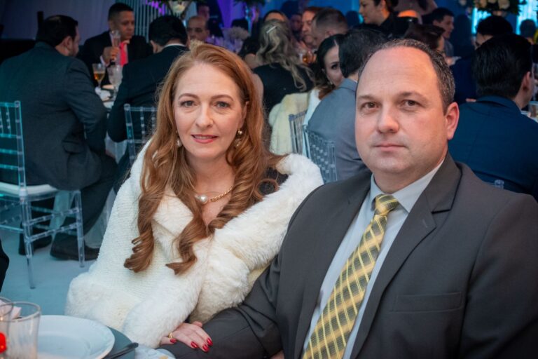 Michele e Roni Martins