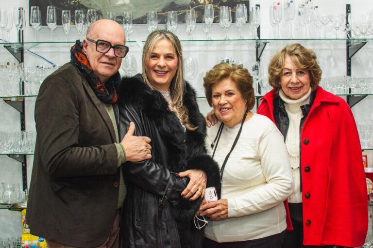 Deco, Renata Andres, Mariza Hoff e Leni Cortez
