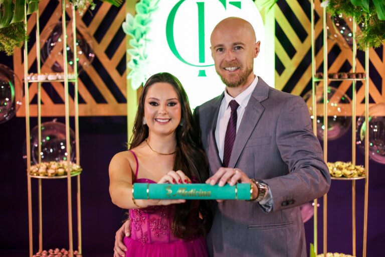 Carolini Fortes e  Carlos Henrique Almeida