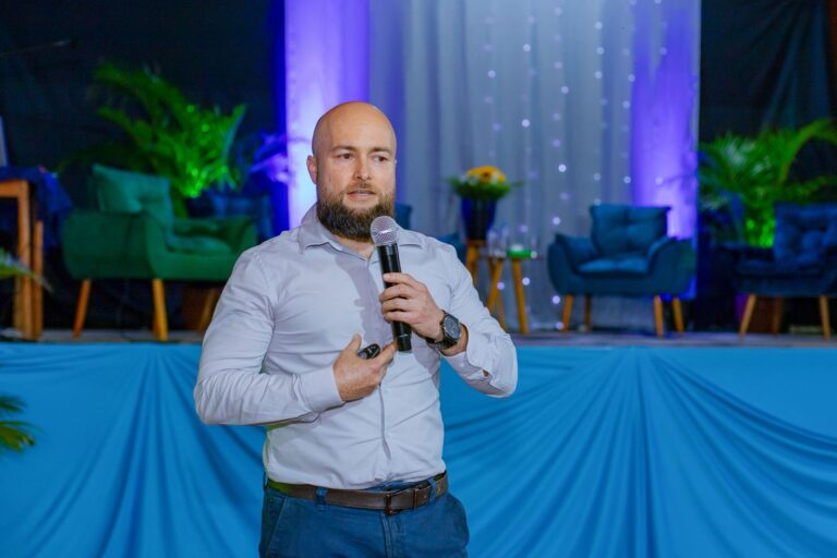 Psicomotricista Eurico Barcelos participa do Congresso Envolver