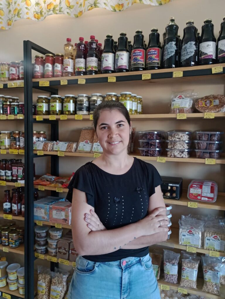 Um Mini Mercado Público
