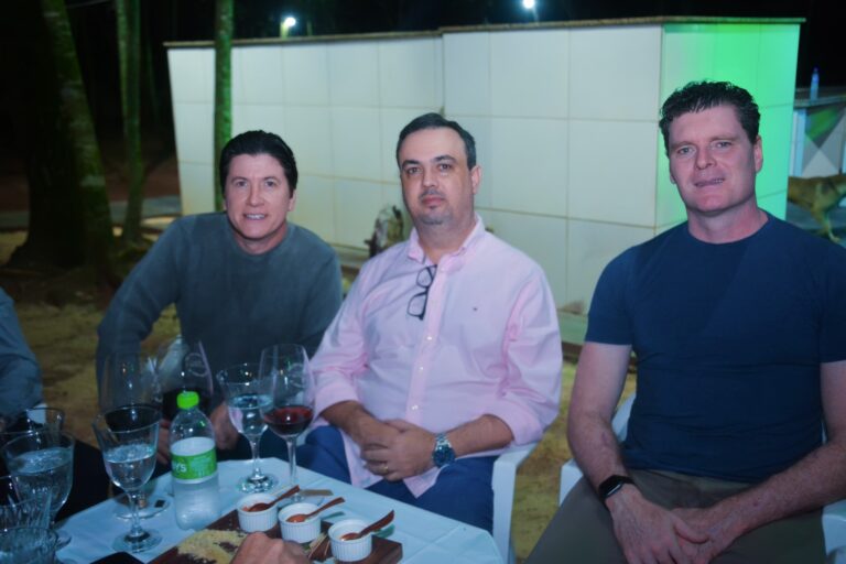 Marcelo Costa, Lisandro Bayer e Márcio Bonfá