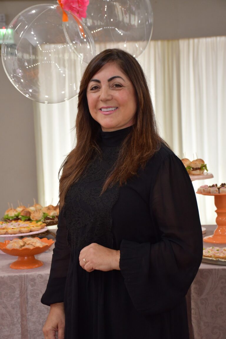 Estela Alawi