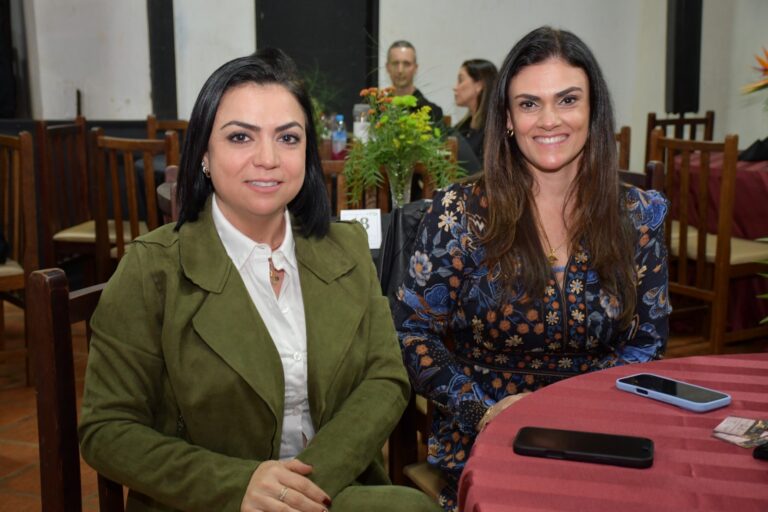 Taiane Fiorin e Lenara Lamas