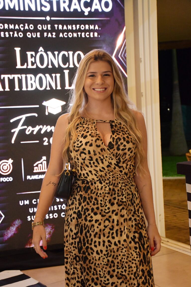 Giullia Dornelles  Gattiboni