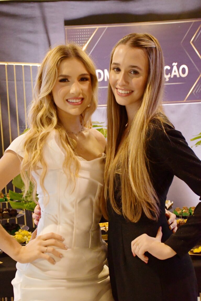Antonia Lamana e Marcela Mezzomo